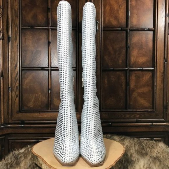 Jessica Simpson Lovelly Embellished Boot White - Picture 4 of 16